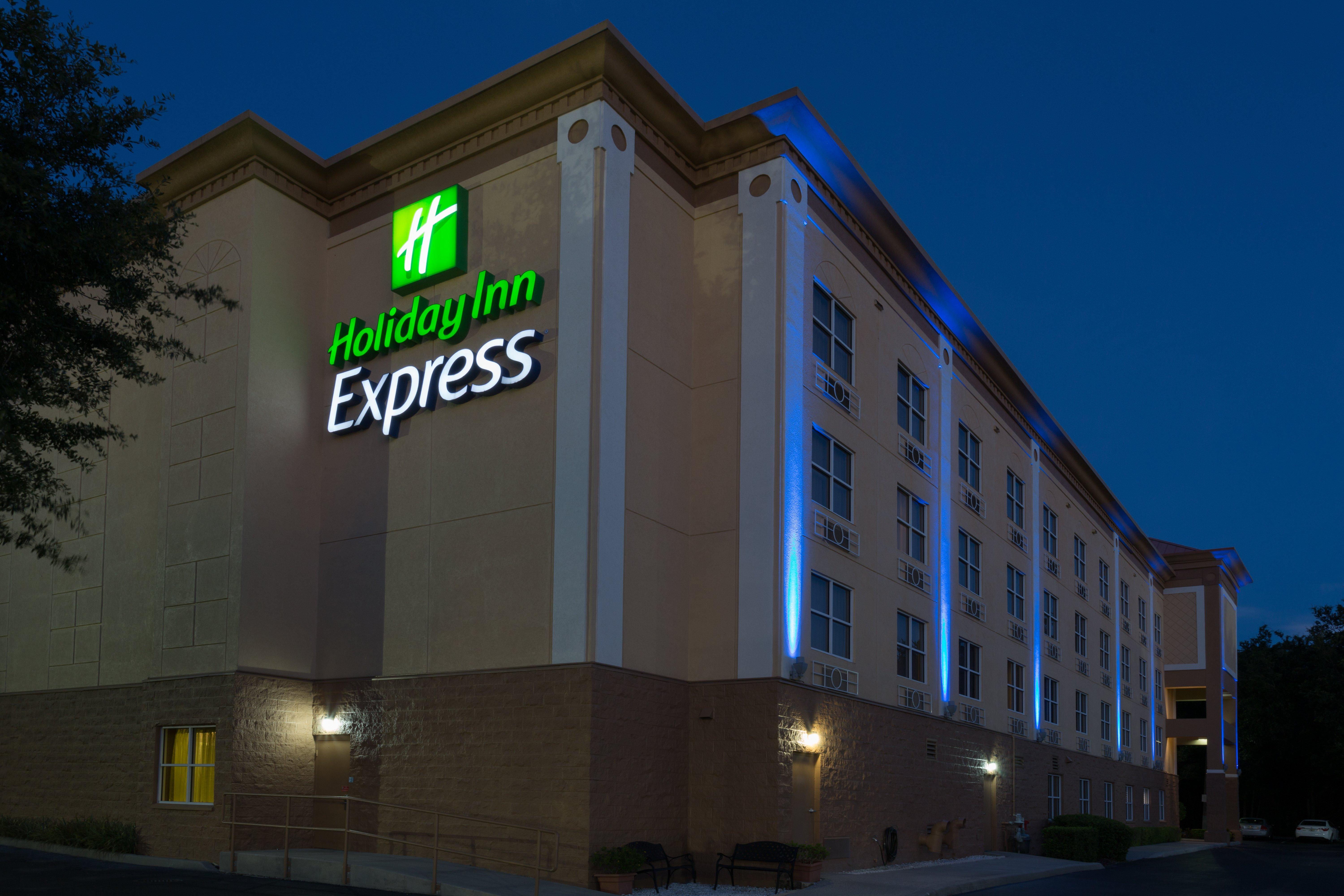Holiday Inn Express & Suites Plant City By Ihg Экстерьер фото