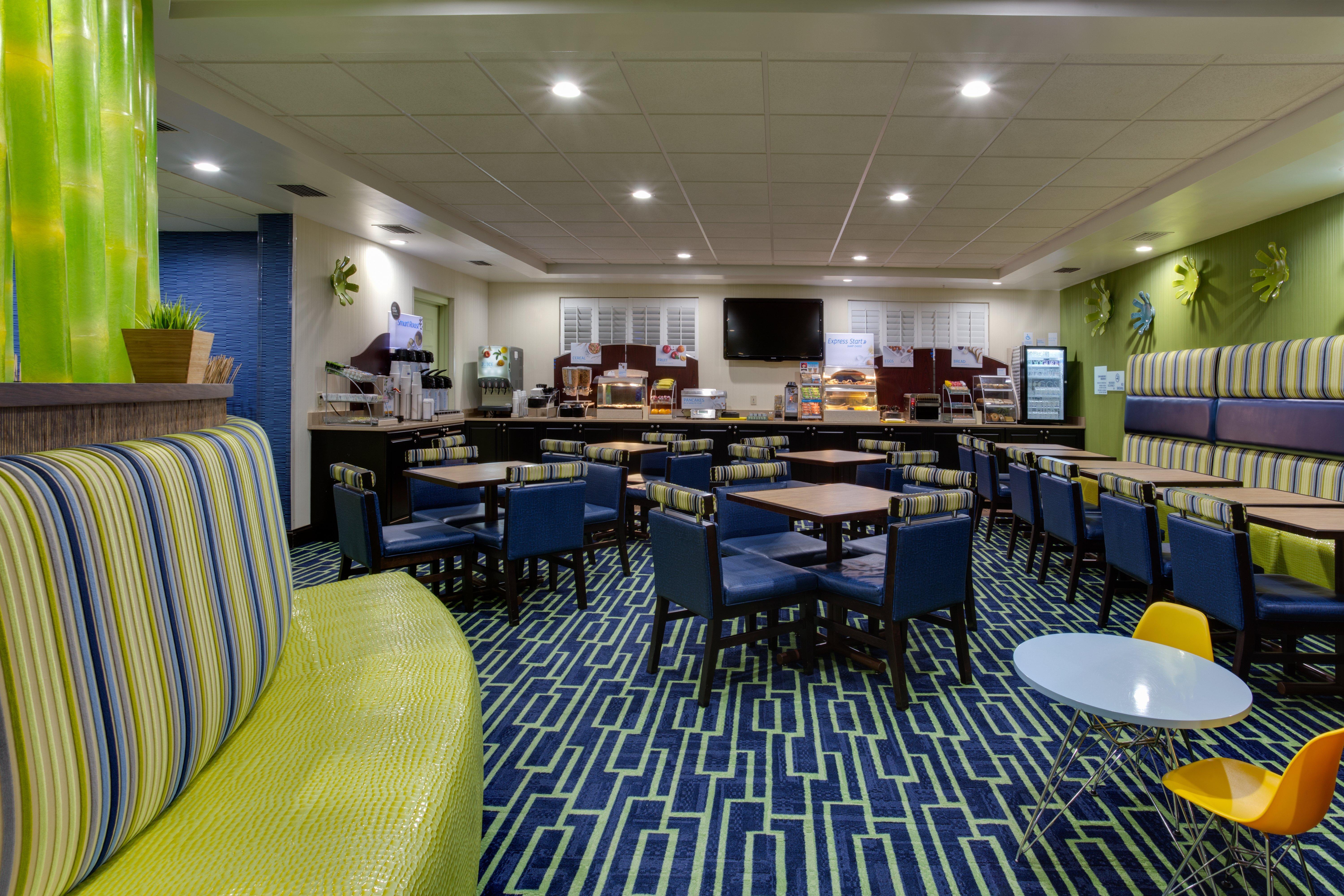 Holiday Inn Express & Suites Plant City By Ihg Экстерьер фото