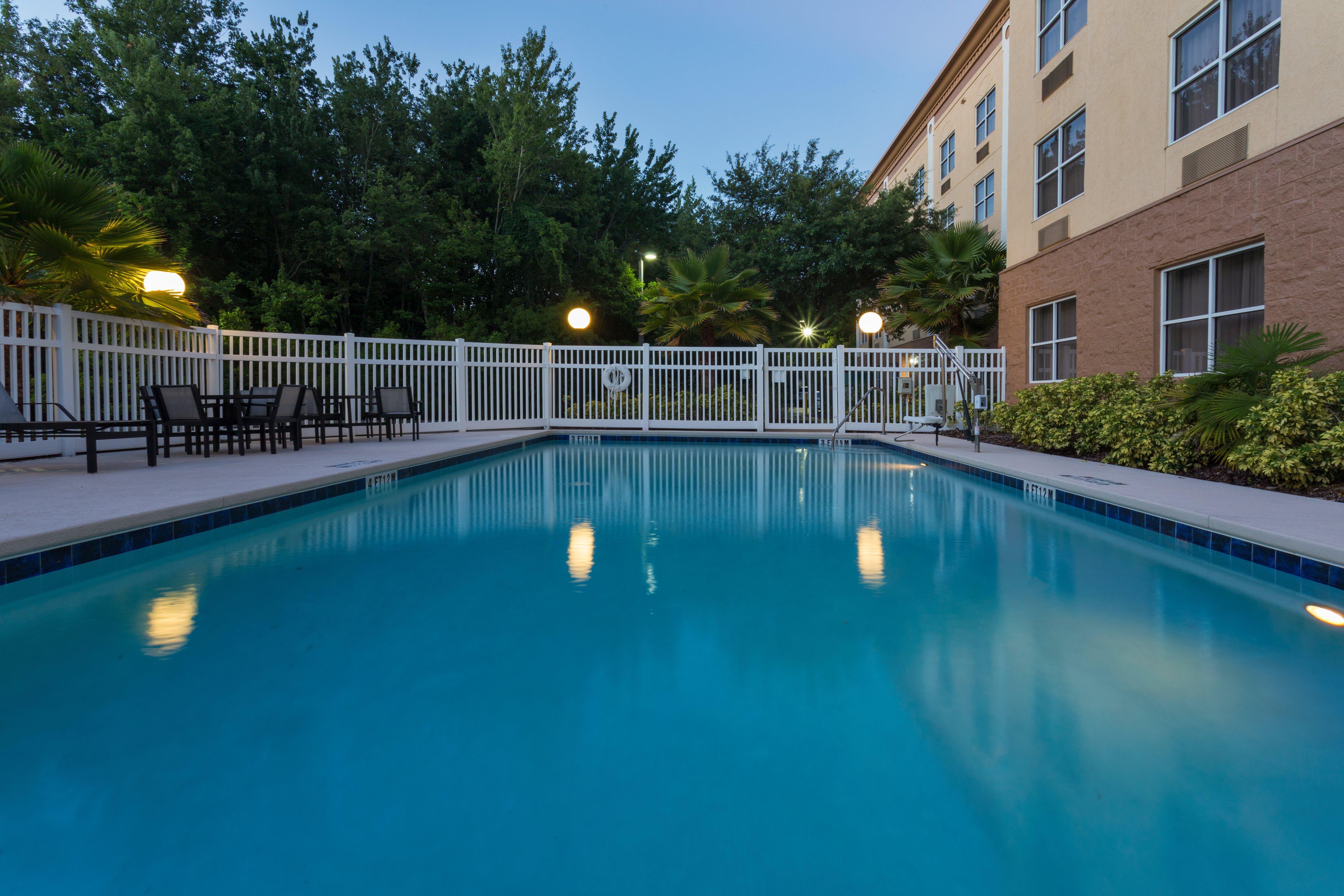 Holiday Inn Express & Suites Plant City By Ihg Экстерьер фото