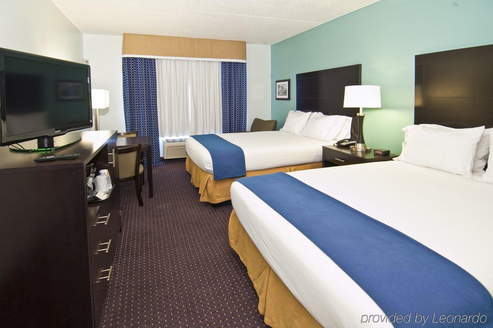 Holiday Inn Express & Suites Plant City By Ihg Экстерьер фото